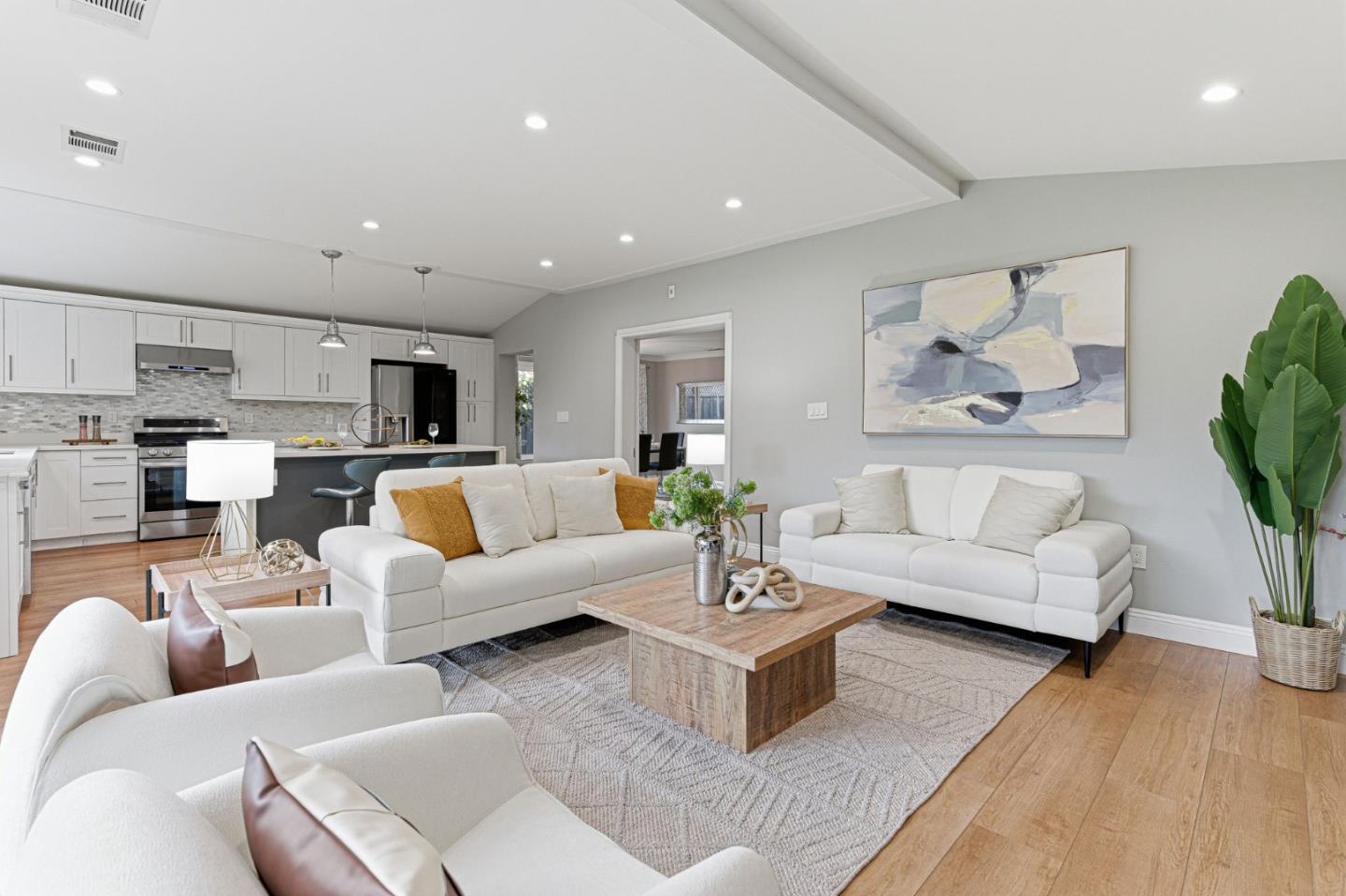 Detail Gallery Image 8 of 48 For 4915 Adair Way, San Jose,  CA 95124 - 4 Beds | 2 Baths