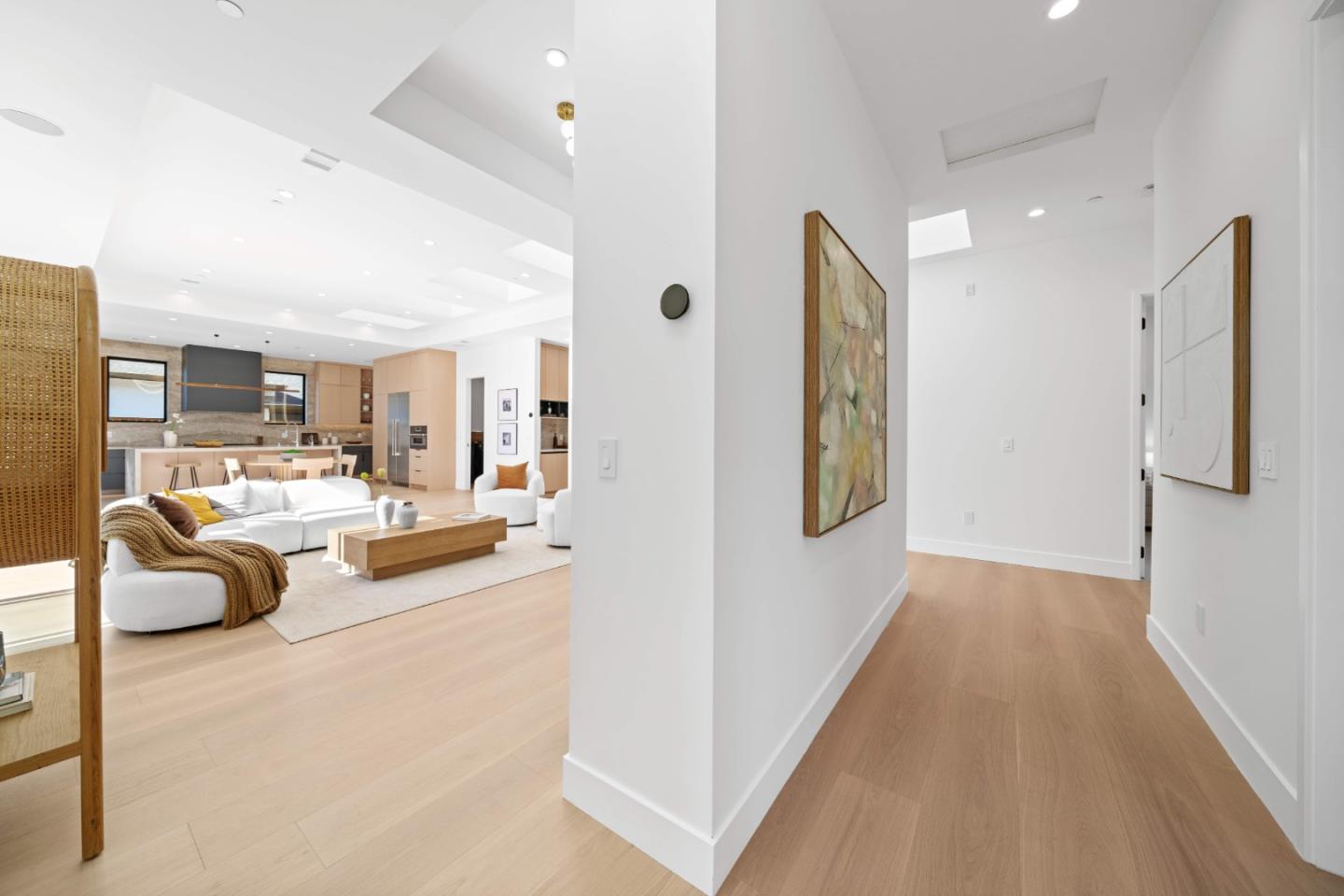 Detail Gallery Image 18 of 56 For 89 Centre St, Mountain View,  CA 94041 - 5 Beds | 4/1 Baths