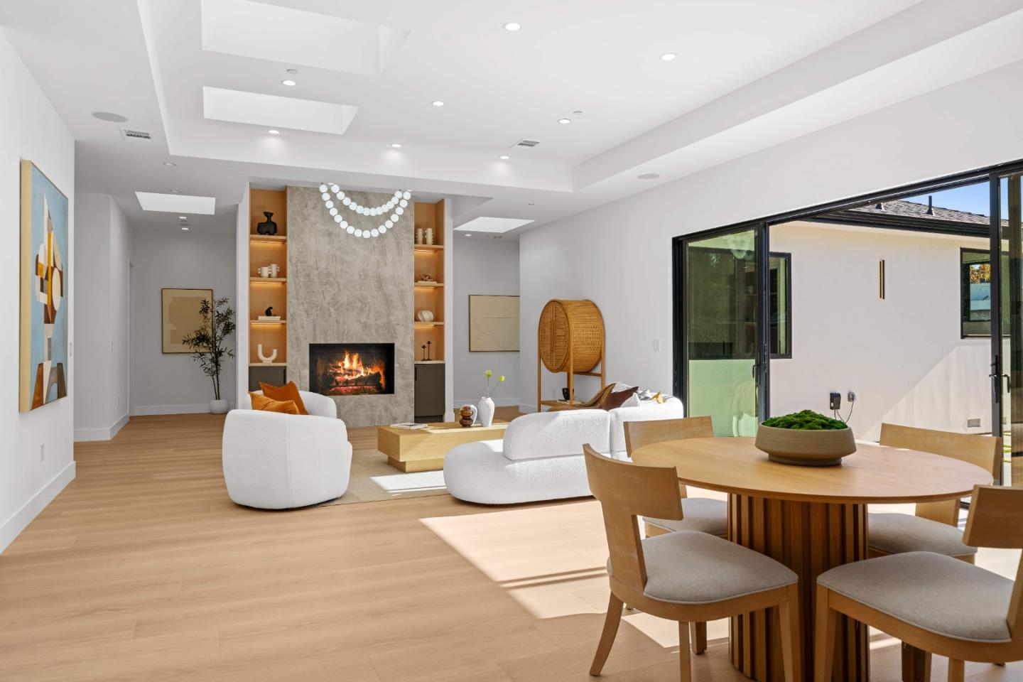 Detail Gallery Image 24 of 56 For 89 Centre St, Mountain View,  CA 94041 - 5 Beds | 4/1 Baths