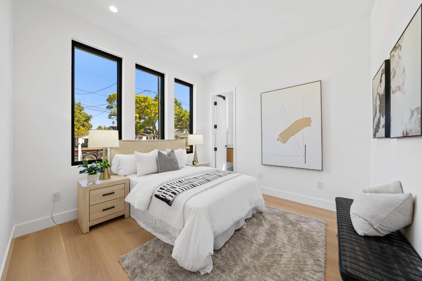 Detail Gallery Image 29 of 56 For 89 Centre St, Mountain View,  CA 94041 - 5 Beds | 4/1 Baths