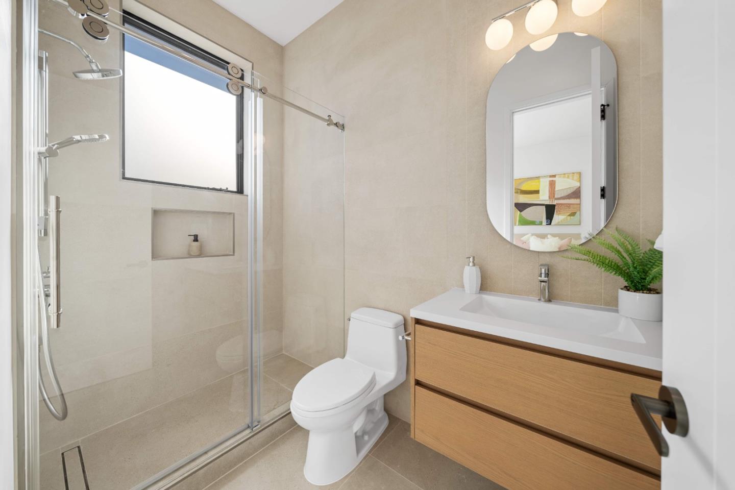 Detail Gallery Image 34 of 56 For 89 Centre St, Mountain View,  CA 94041 - 5 Beds | 4/1 Baths