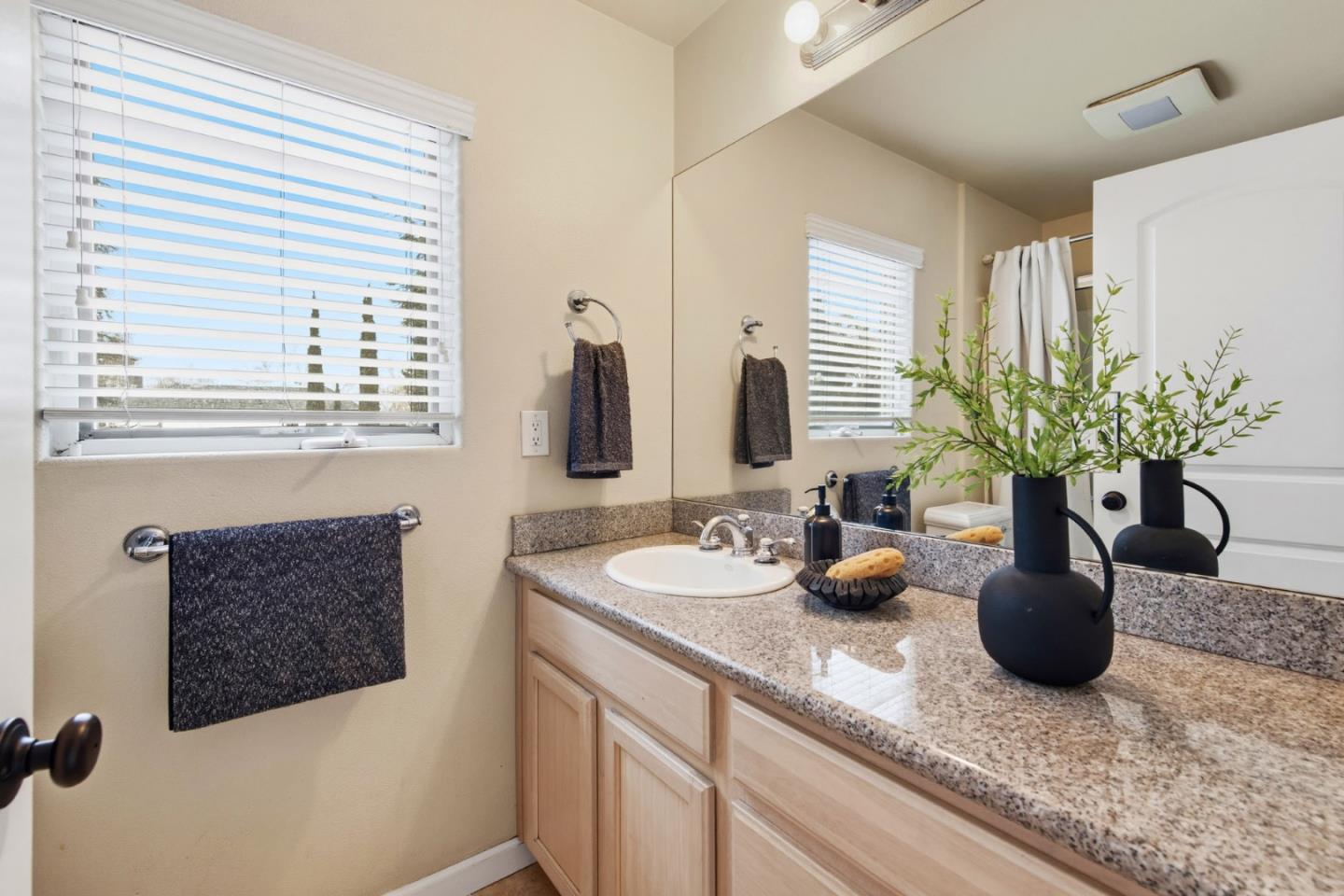 Photo #21: ML82032758 Listing: Photo #21