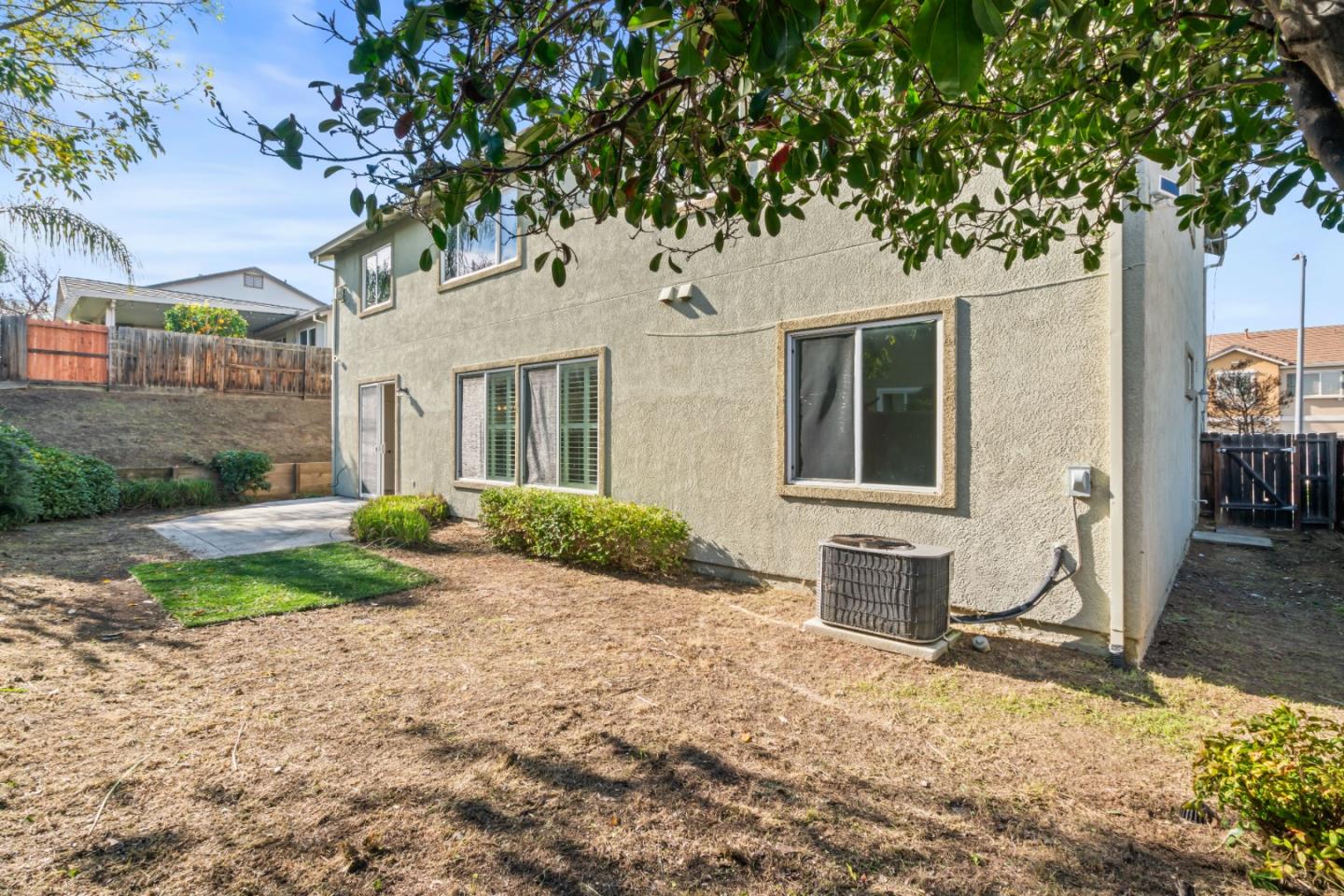 Detail Gallery Image 32 of 49 For 1169 Park West Dr, Pittsburg,  CA 94565 - 5 Beds | 3 Baths