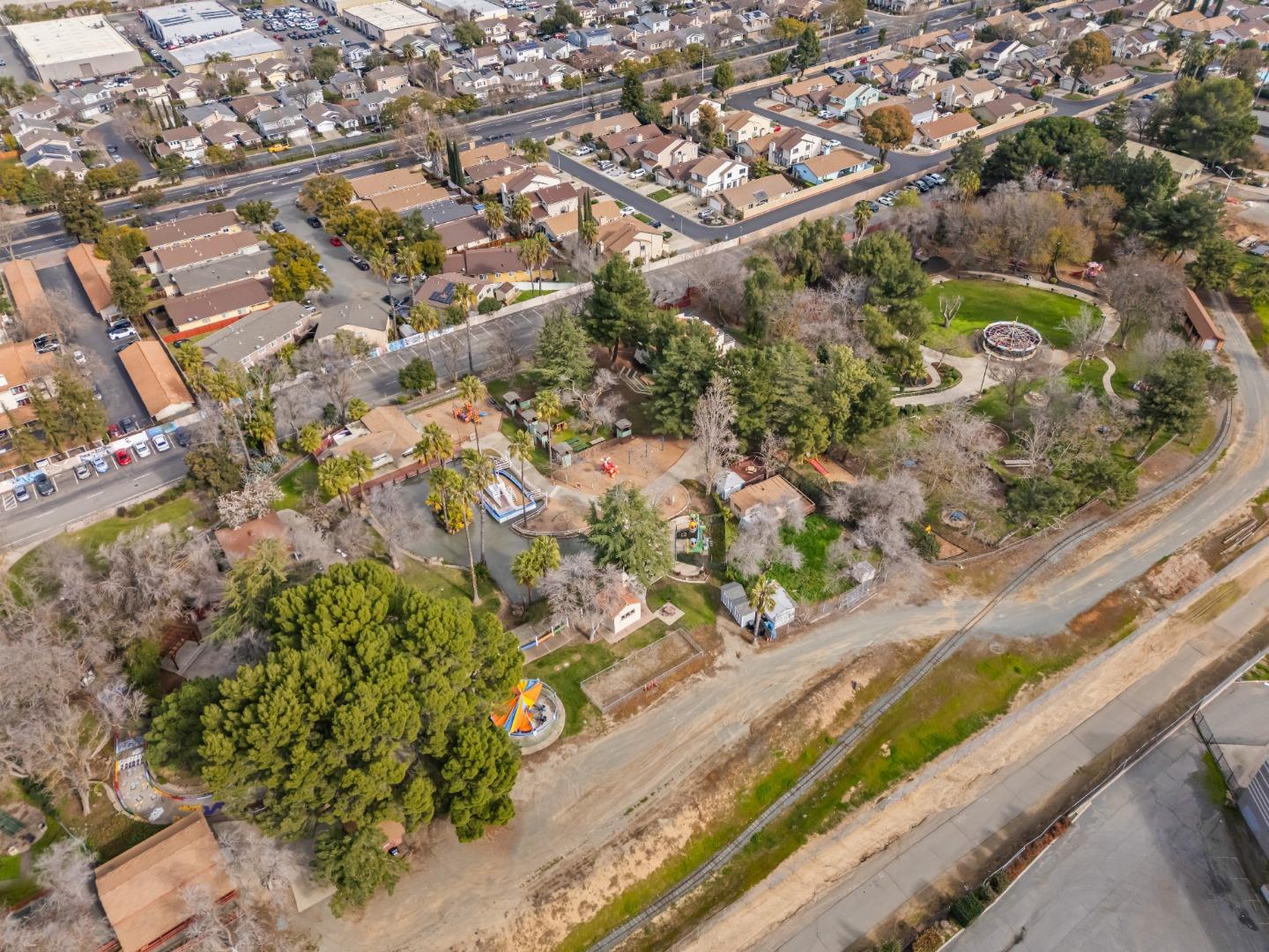 Detail Gallery Image 47 of 49 For 1169 Park West Dr, Pittsburg,  CA 94565 - 5 Beds | 3 Baths