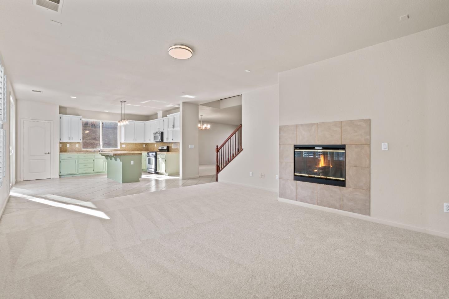 Detail Gallery Image 9 of 49 For 1169 Park West Dr, Pittsburg,  CA 94565 - 5 Beds | 3 Baths