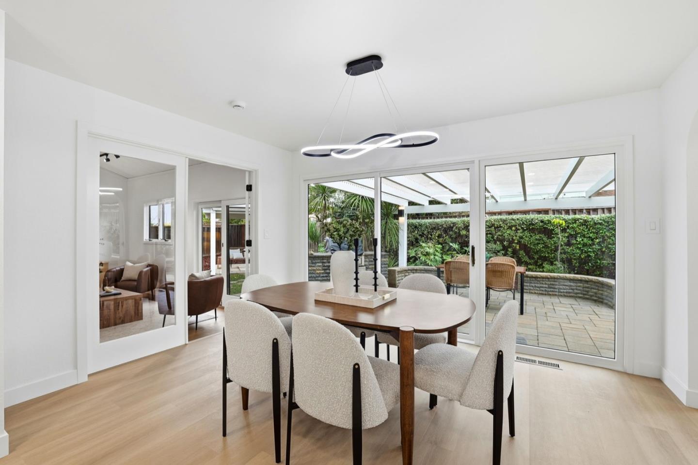 Detail Gallery Image 15 of 50 For 1790 Karameos Ct, Sunnyvale,  CA 94087 - 4 Beds | 2/1 Baths