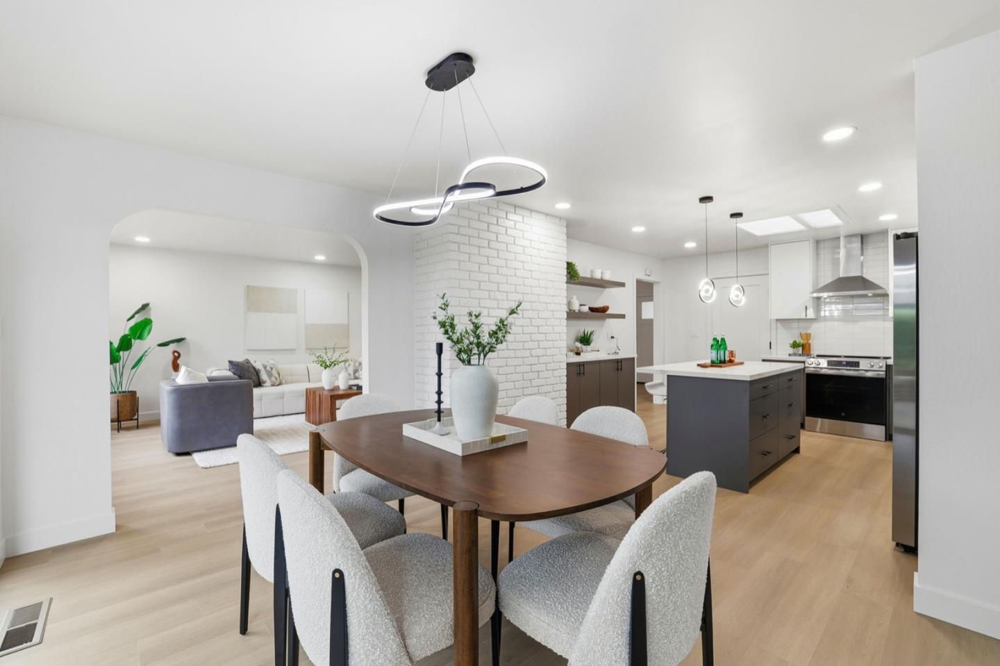 Detail Gallery Image 17 of 50 For 1790 Karameos Ct, Sunnyvale,  CA 94087 - 4 Beds | 2/1 Baths