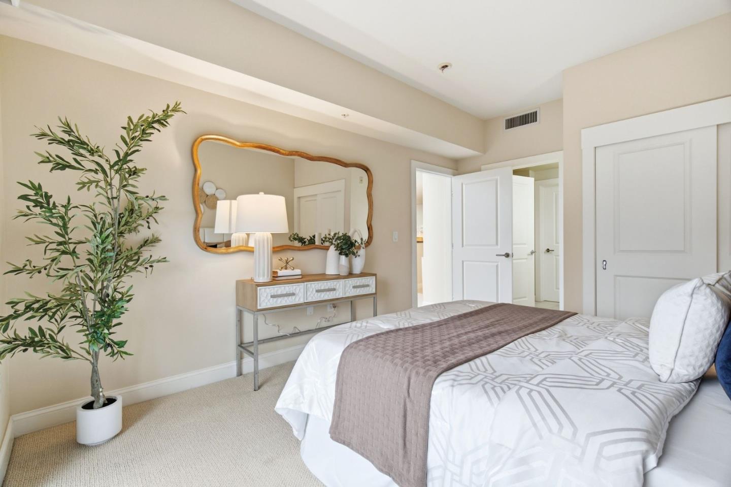 Photo #11: ML82032761 Listing: Photo #11