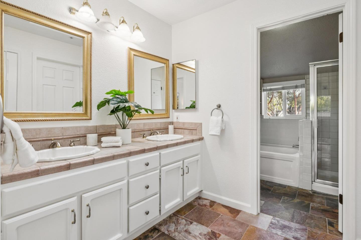 Photo #43: ML82032762 Listing: Photo #43