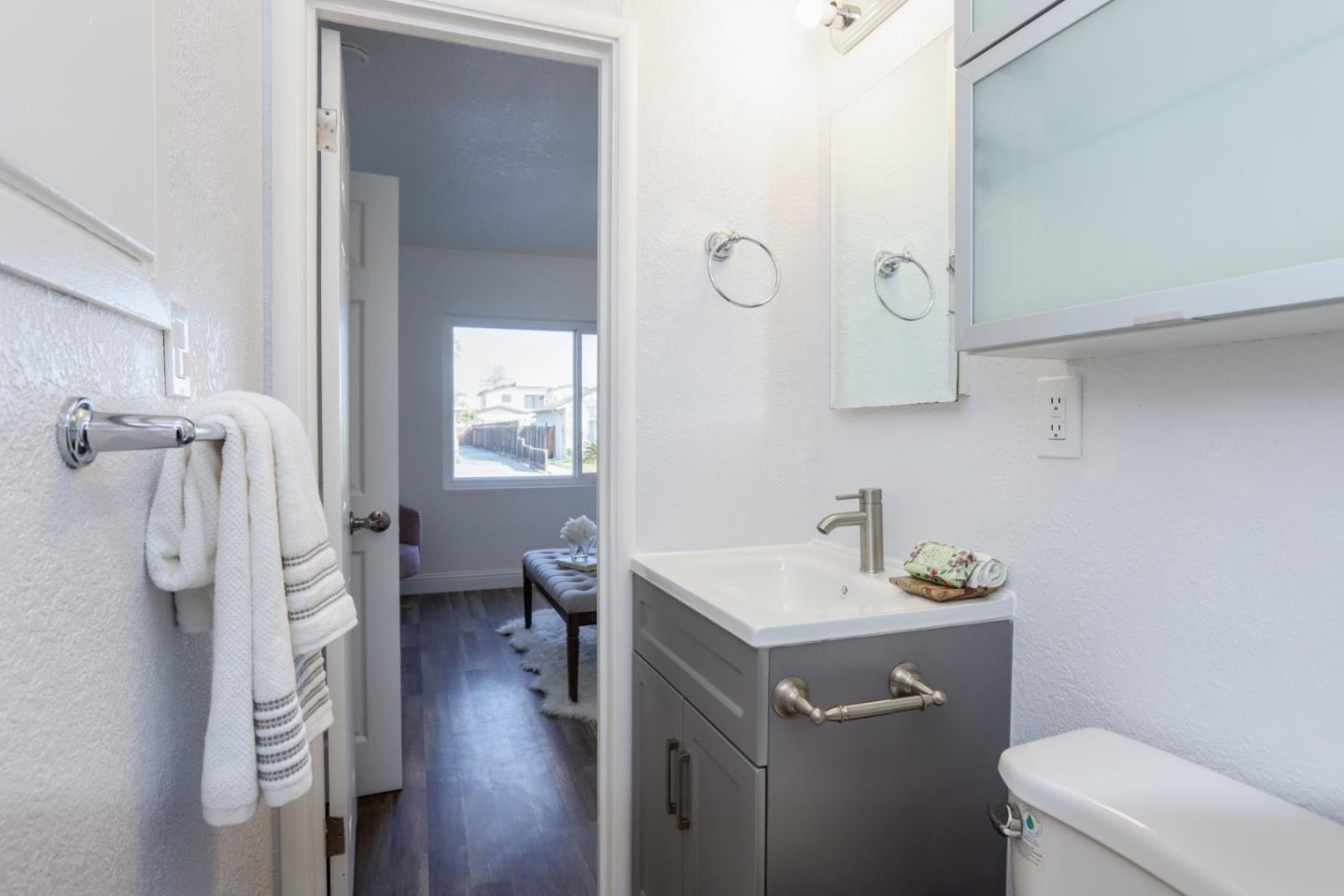 Detail Gallery Image 10 of 35 For 2904 El Sobrante St, Santa Clara,  CA 95051 - 3 Beds | 1/1 Baths