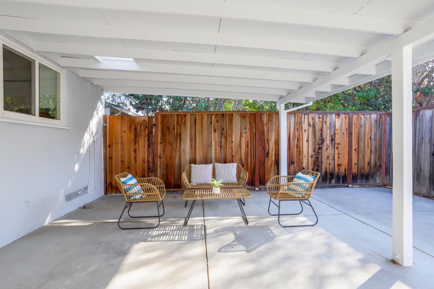 Detail Gallery Image 15 of 35 For 2904 El Sobrante St, Santa Clara,  CA 95051 - 3 Beds | 1/1 Baths