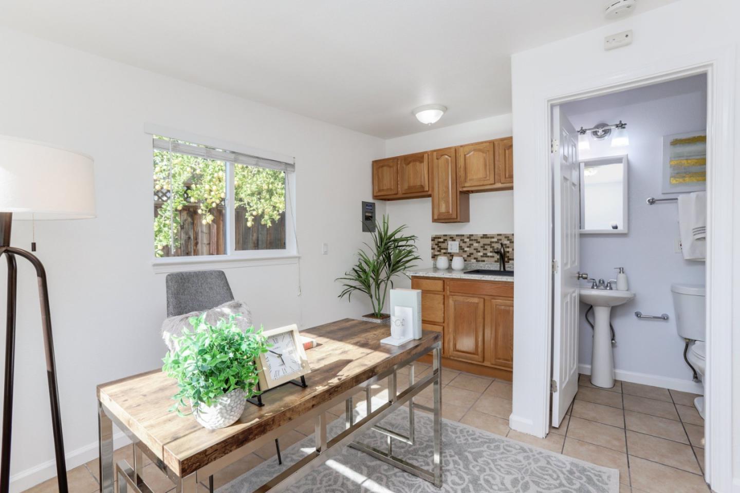 Detail Gallery Image 19 of 35 For 2904 El Sobrante St, Santa Clara,  CA 95051 - 3 Beds | 1/1 Baths