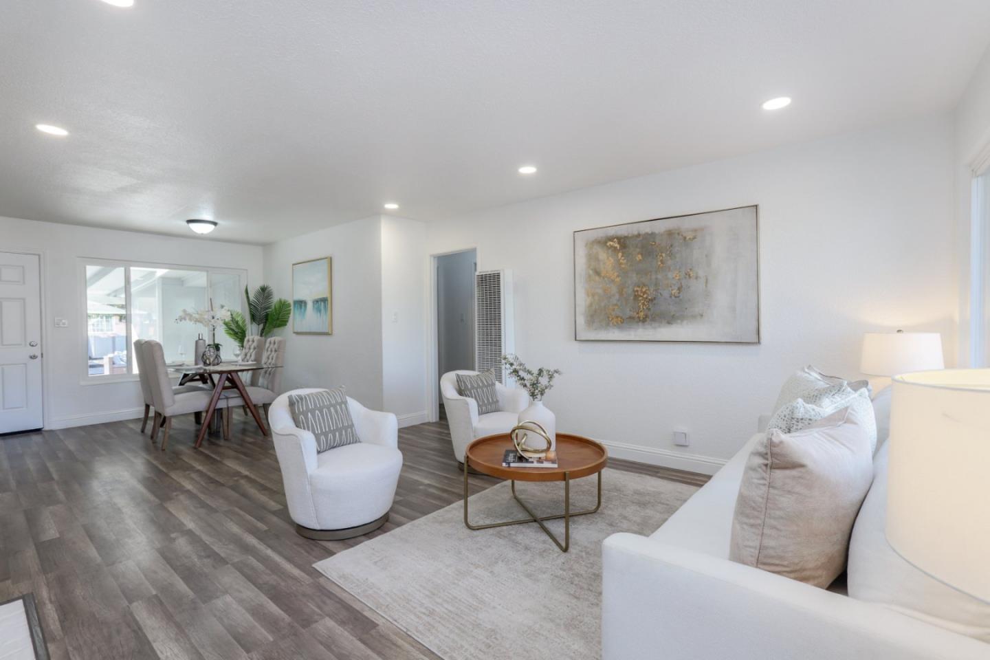 Detail Gallery Image 2 of 35 For 2904 El Sobrante St, Santa Clara,  CA 95051 - 3 Beds | 1/1 Baths