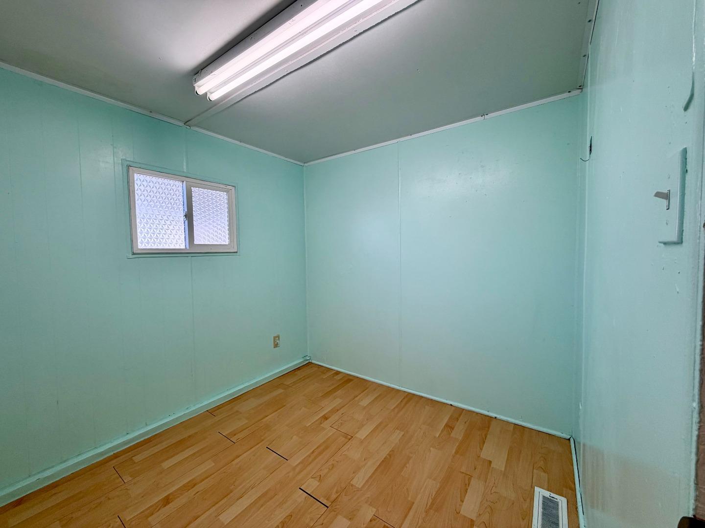 Detail Gallery Image 8 of 13 For 2855 Senter Rd #125,  San Jose,  CA 95111 - 2 Beds | 1 Baths