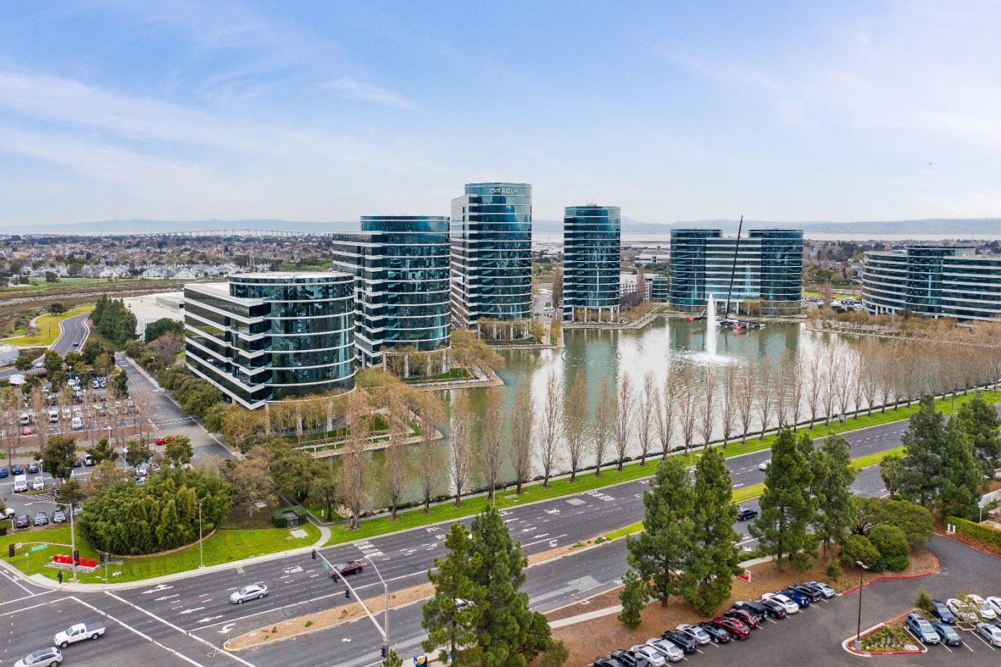 Detail Gallery Image 40 of 66 For 142 Monaco Dr, Redwood Shores,  CA 94065 - 4 Beds | 3 Baths