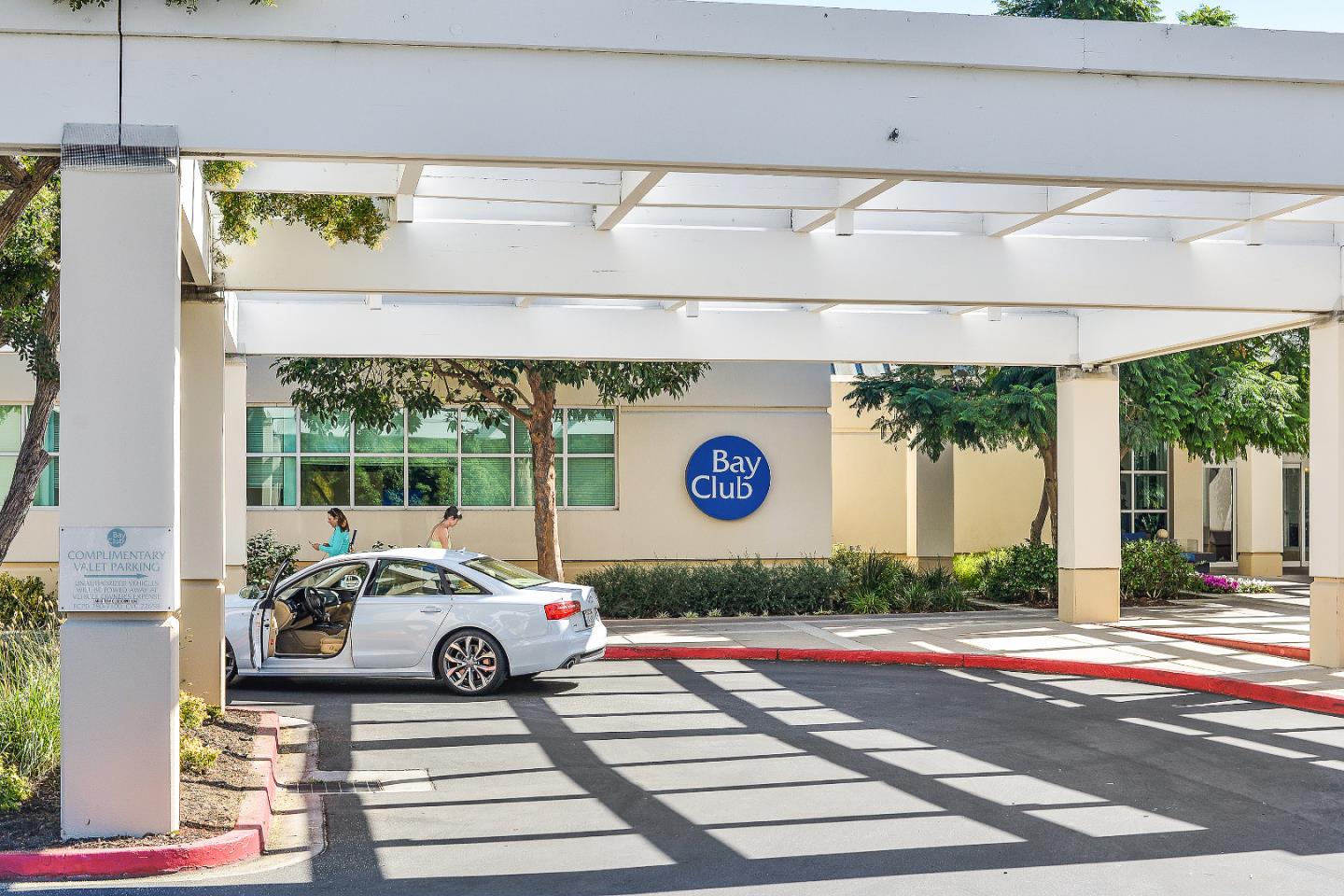 Detail Gallery Image 45 of 66 For 142 Monaco Dr, Redwood Shores,  CA 94065 - 4 Beds | 3 Baths