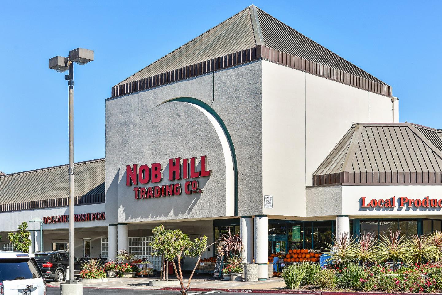 Detail Gallery Image 46 of 66 For 142 Monaco Dr, Redwood Shores,  CA 94065 - 4 Beds | 3 Baths