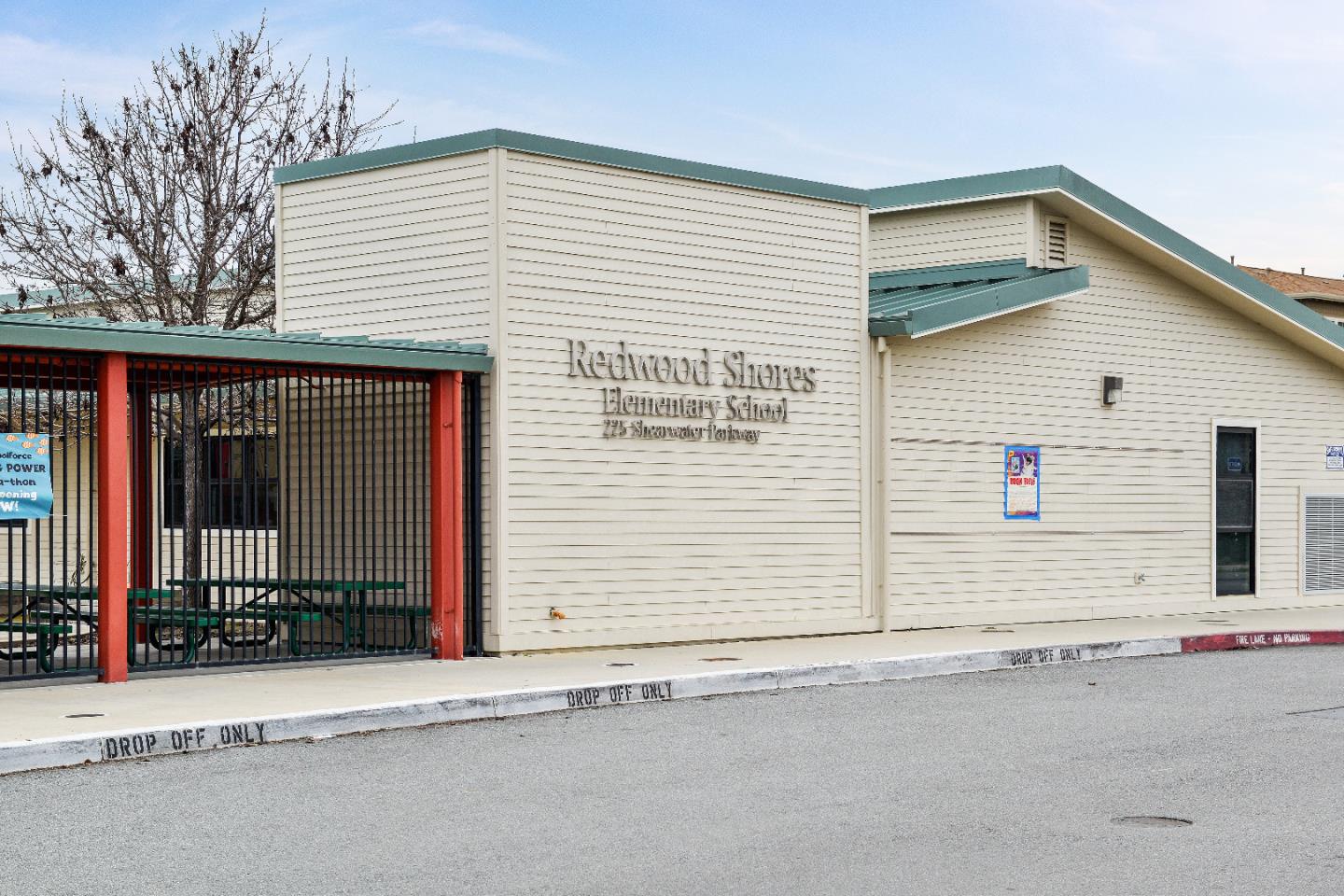 Detail Gallery Image 54 of 66 For 142 Monaco Dr, Redwood Shores,  CA 94065 - 4 Beds | 3 Baths