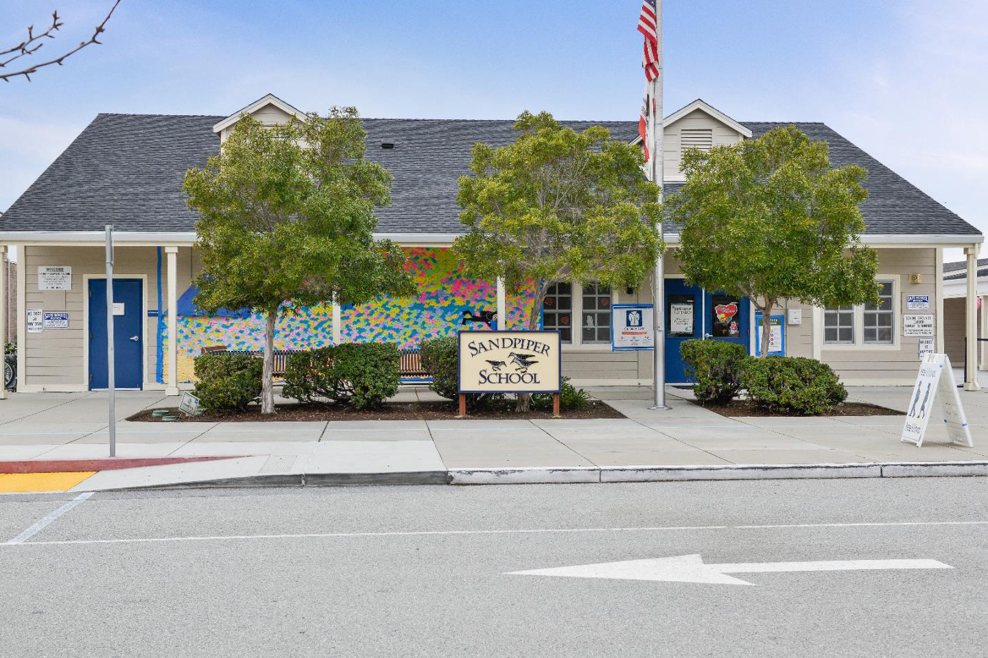 Detail Gallery Image 55 of 66 For 142 Monaco Dr, Redwood Shores,  CA 94065 - 4 Beds | 3 Baths