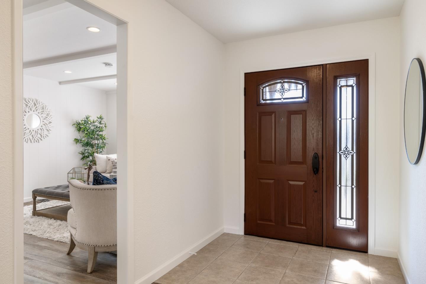 Detail Gallery Image 2 of 29 For 961 Harney Way, Sunnyvale,  CA 94087 - 3 Beds | 2/1 Baths