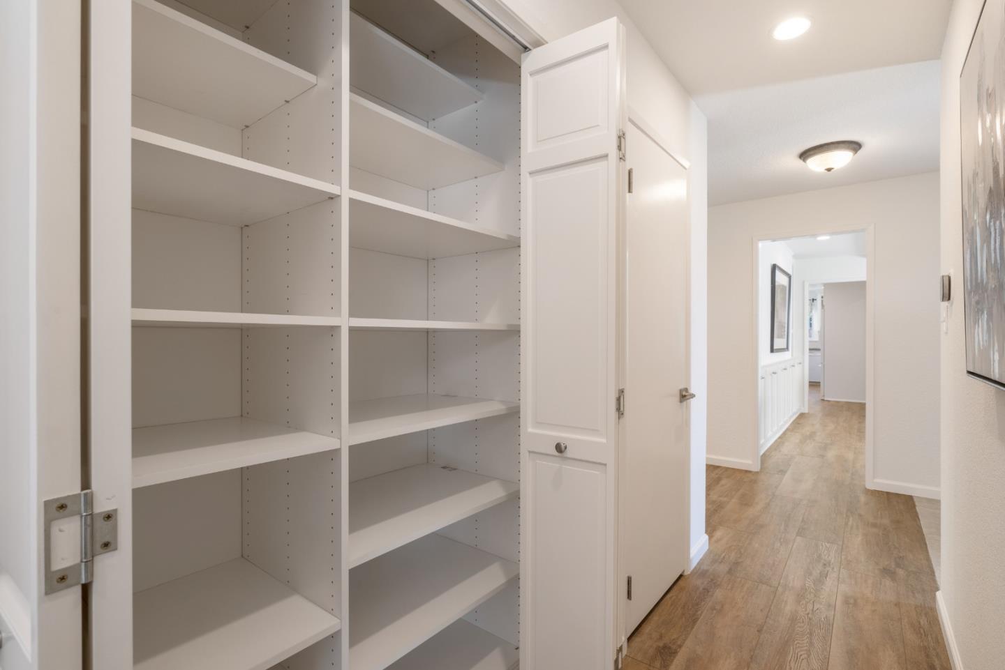 Detail Gallery Image 27 of 29 For 961 Harney Way, Sunnyvale,  CA 94087 - 3 Beds | 2/1 Baths