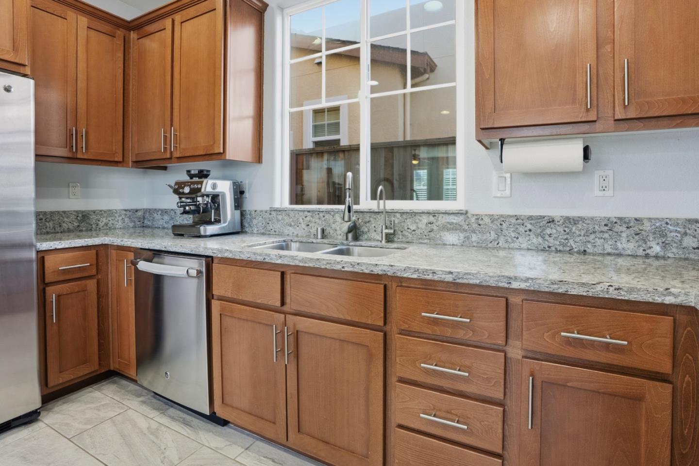 Detail Gallery Image 16 of 41 For 200 Gold Ct, Scotts Valley,  CA 95066 - 3 Beds | 2/1 Baths