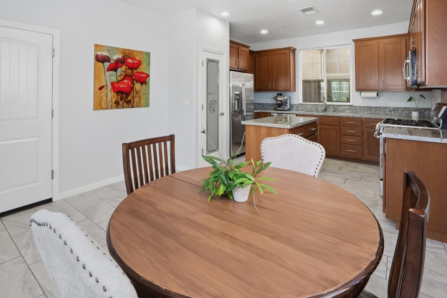 Detail Gallery Image 20 of 41 For 200 Gold Ct, Scotts Valley,  CA 95066 - 3 Beds | 2/1 Baths