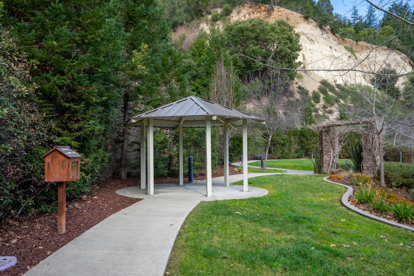 Detail Gallery Image 40 of 41 For 200 Gold Ct, Scotts Valley,  CA 95066 - 3 Beds | 2/1 Baths