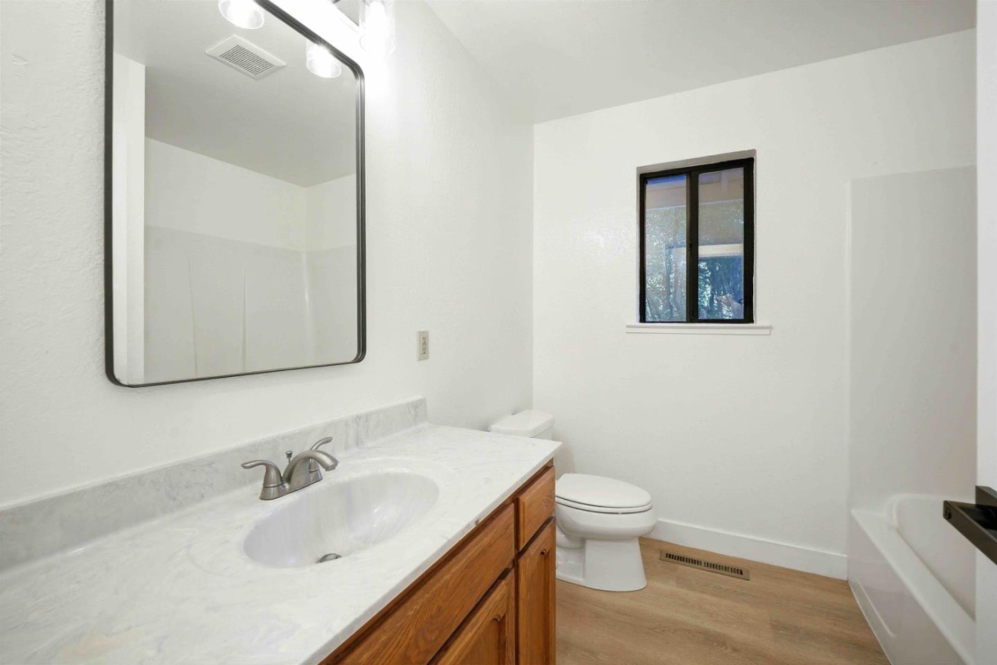 Detail Gallery Image 13 of 22 For 178 Madrona Rd, Boulder Creek,  CA 95006 - 2 Beds | 1 Baths