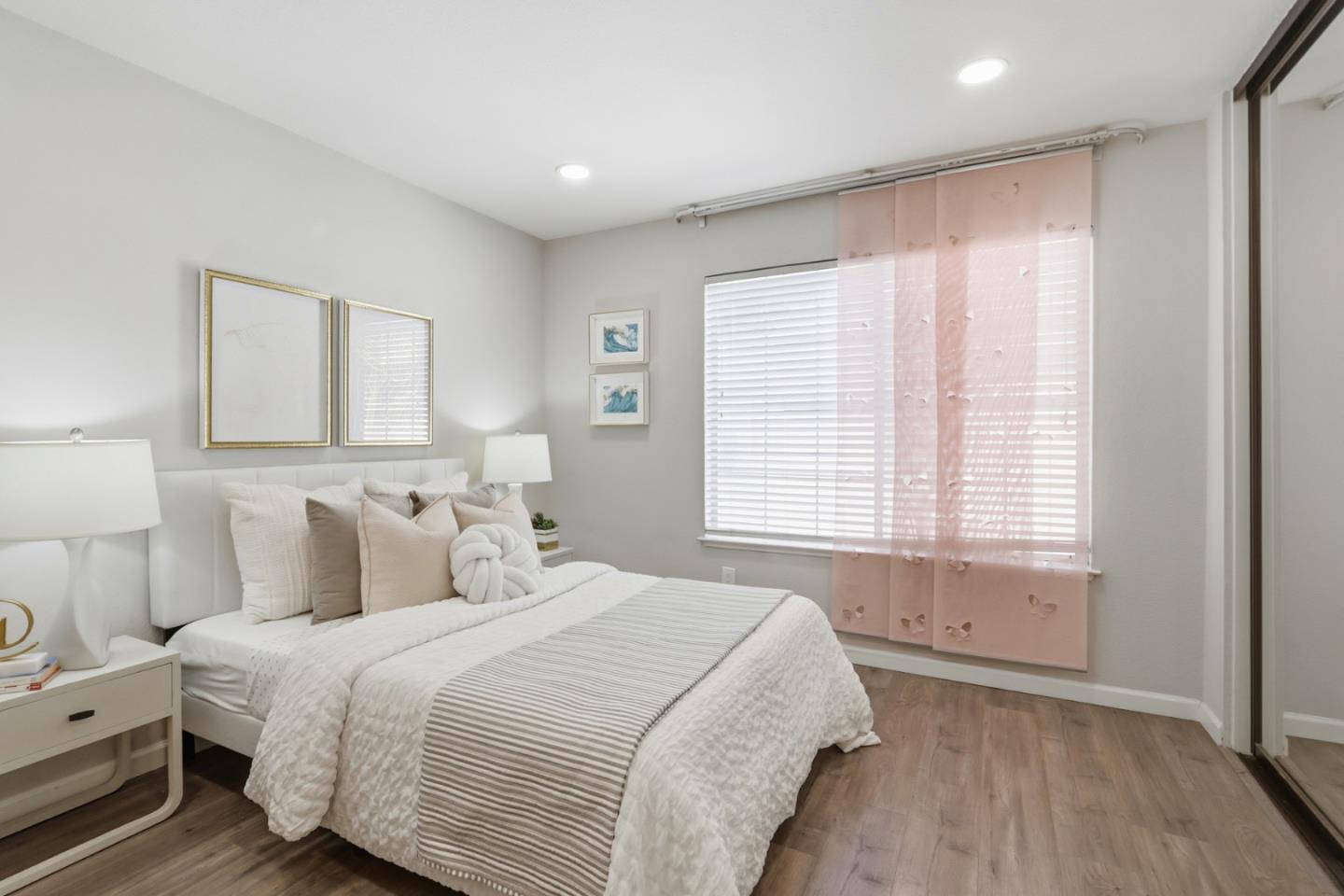 Detail Gallery Image 17 of 24 For 962 Belmont Ter #9,  Sunnyvale,  CA 94086 - 2 Beds | 2/1 Baths