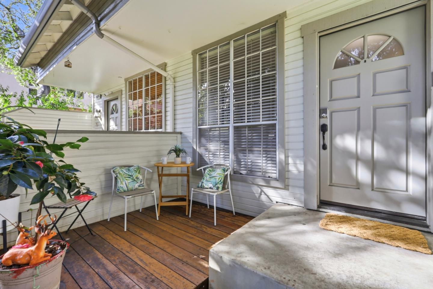 Detail Gallery Image 2 of 24 For 962 Belmont Ter #9,  Sunnyvale,  CA 94086 - 2 Beds | 2/1 Baths