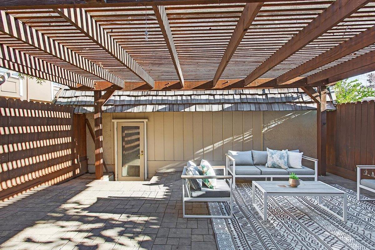 Detail Gallery Image 16 of 28 For 4642 Columbia River Ct, San Jose,  CA 95136 - 3 Beds | 2 Baths