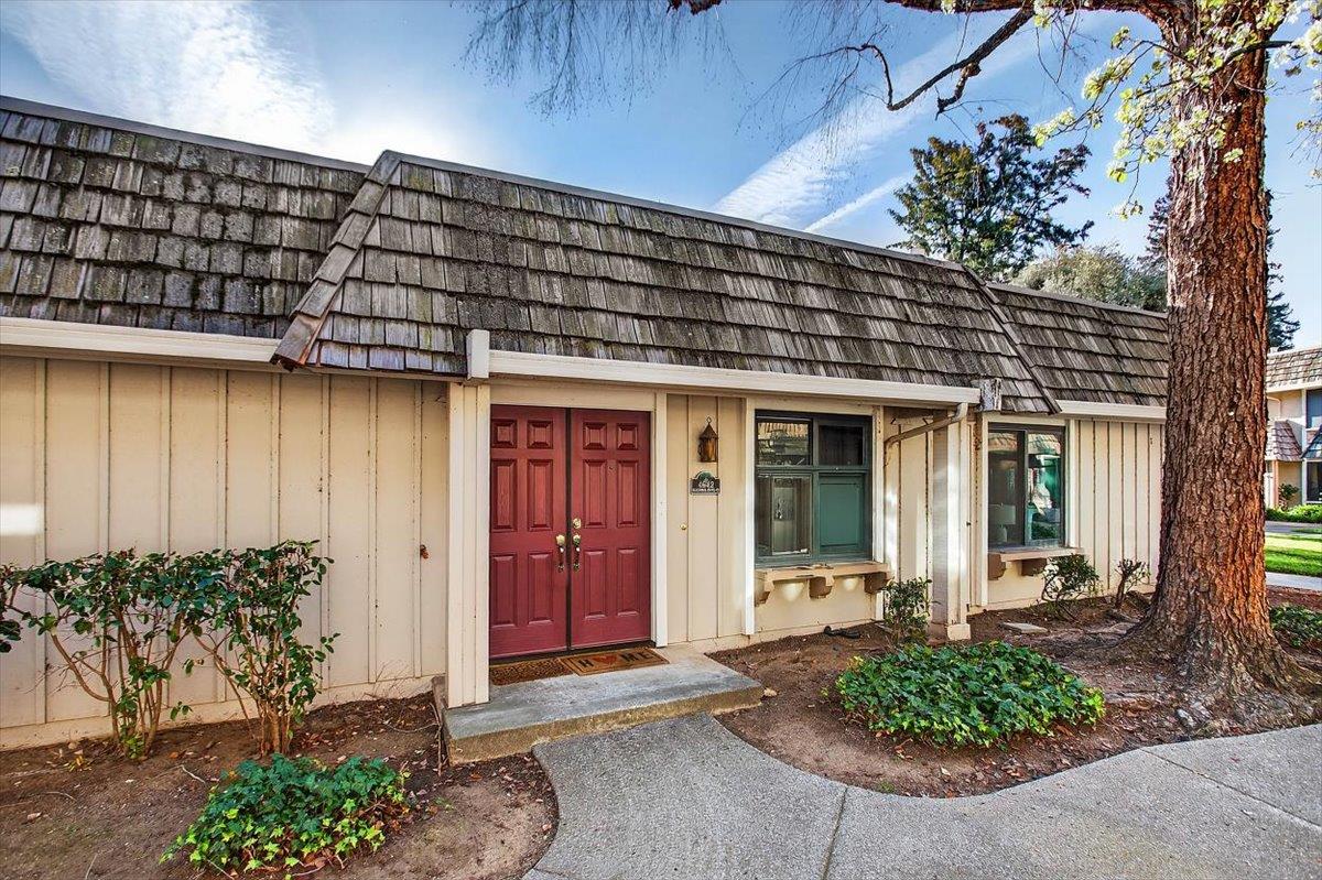 Detail Gallery Image 2 of 28 For 4642 Columbia River Ct, San Jose,  CA 95136 - 3 Beds | 2 Baths