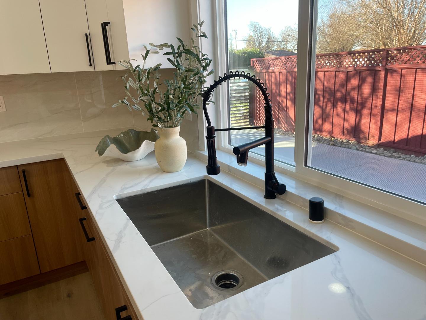 Detail Gallery Image 14 of 60 For 68 N Midway St, Campbell,  CA 95008 - 4 Beds | 3/1 Baths