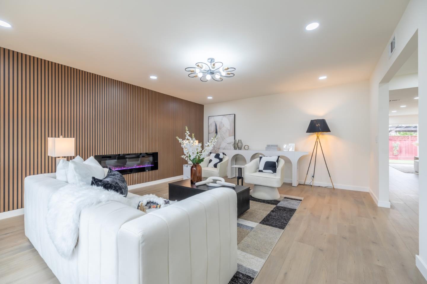 Detail Gallery Image 8 of 60 For 68 N Midway St, Campbell,  CA 95008 - 4 Beds | 3/1 Baths