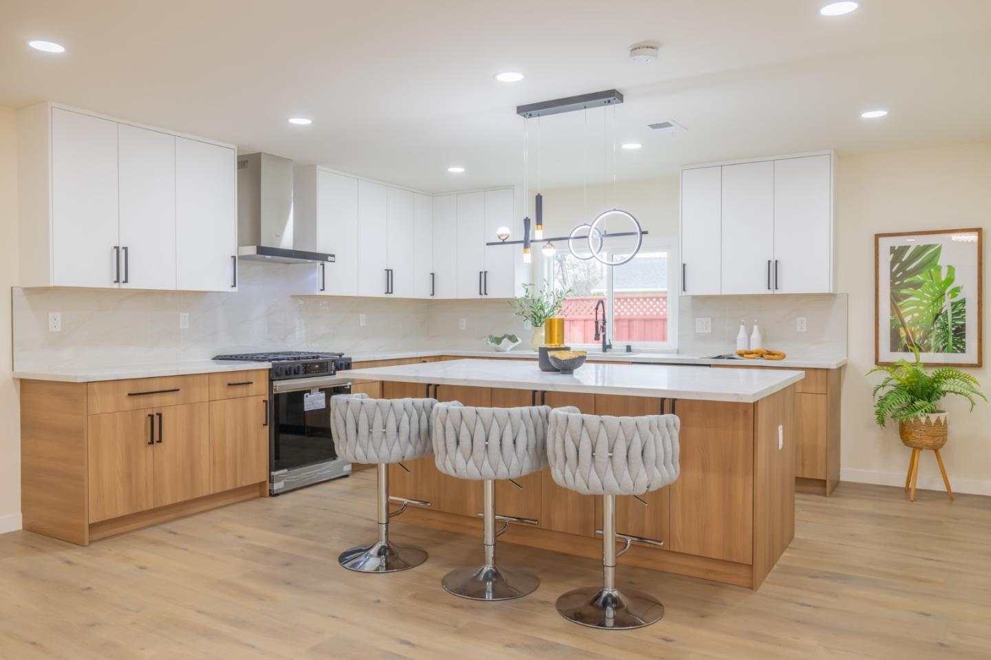 Detail Gallery Image 9 of 60 For 68 N Midway St, Campbell,  CA 95008 - 4 Beds | 3/1 Baths