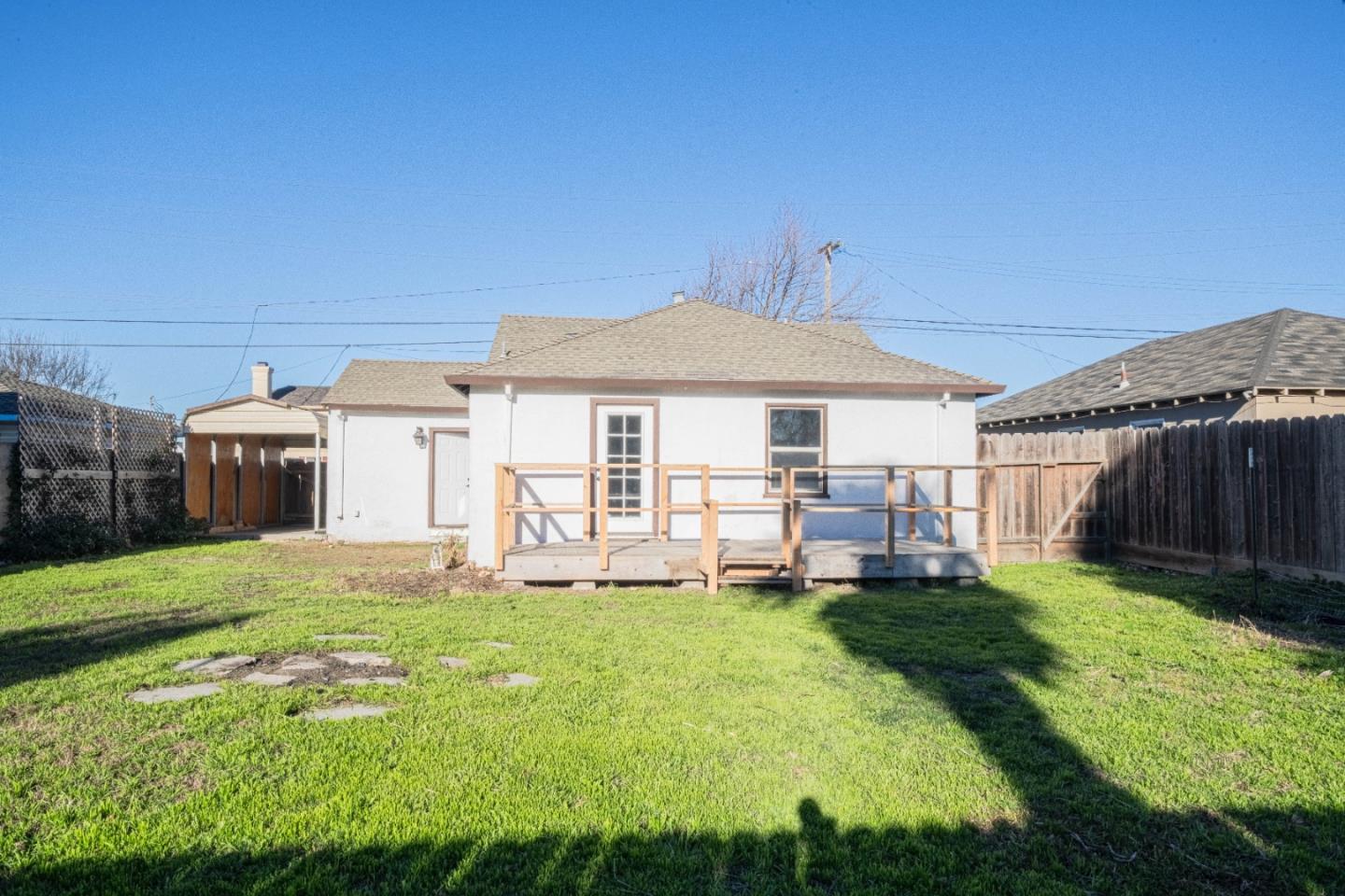 Detail Gallery Image 34 of 35 For 89 Clark St, Salinas,  CA 93901 - 2 Beds | 1 Baths