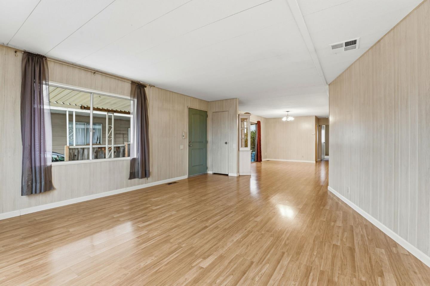 Detail Gallery Image 7 of 34 For 500 W 10th St, Spc#177 #177,  Gilroy,  CA 95020 - 2 Beds | 2 Baths