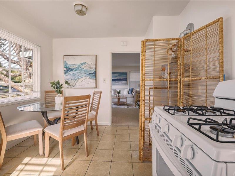 Detail Gallery Image 10 of 31 For 218 Wilkes Cir, Santa Cruz,  CA 95060 - 1 Beds | 1 Baths