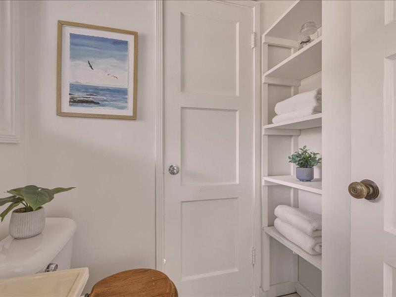 Detail Gallery Image 18 of 31 For 218 Wilkes Cir, Santa Cruz,  CA 95060 - 1 Beds | 1 Baths