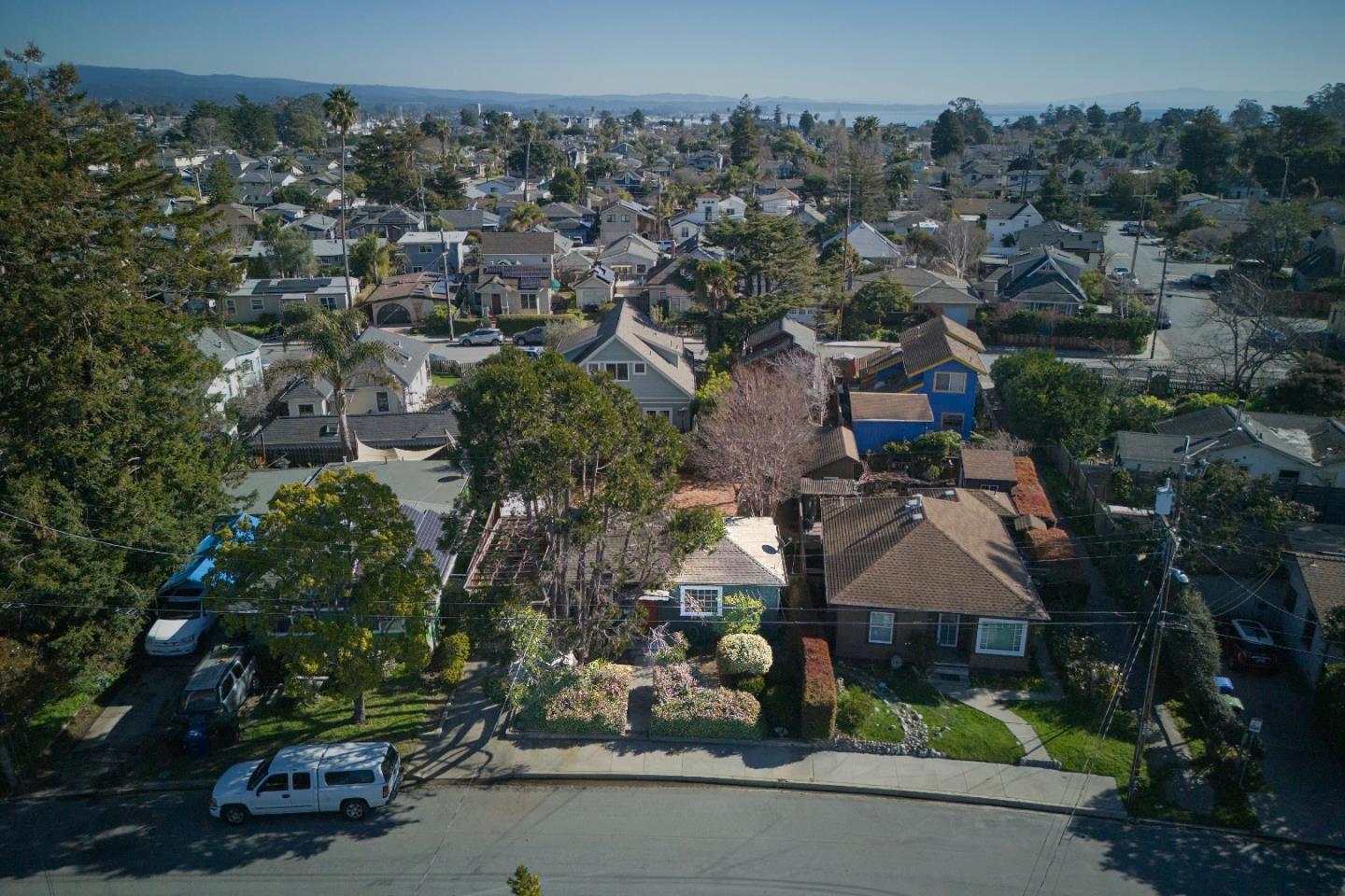 Detail Gallery Image 25 of 31 For 218 Wilkes Cir, Santa Cruz,  CA 95060 - 1 Beds | 1 Baths