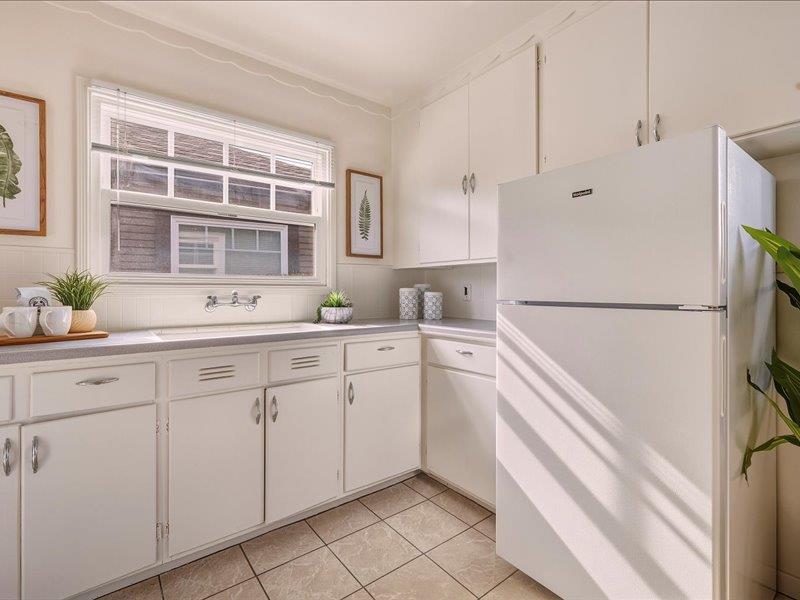 Detail Gallery Image 7 of 31 For 218 Wilkes Cir, Santa Cruz,  CA 95060 - 1 Beds | 1 Baths