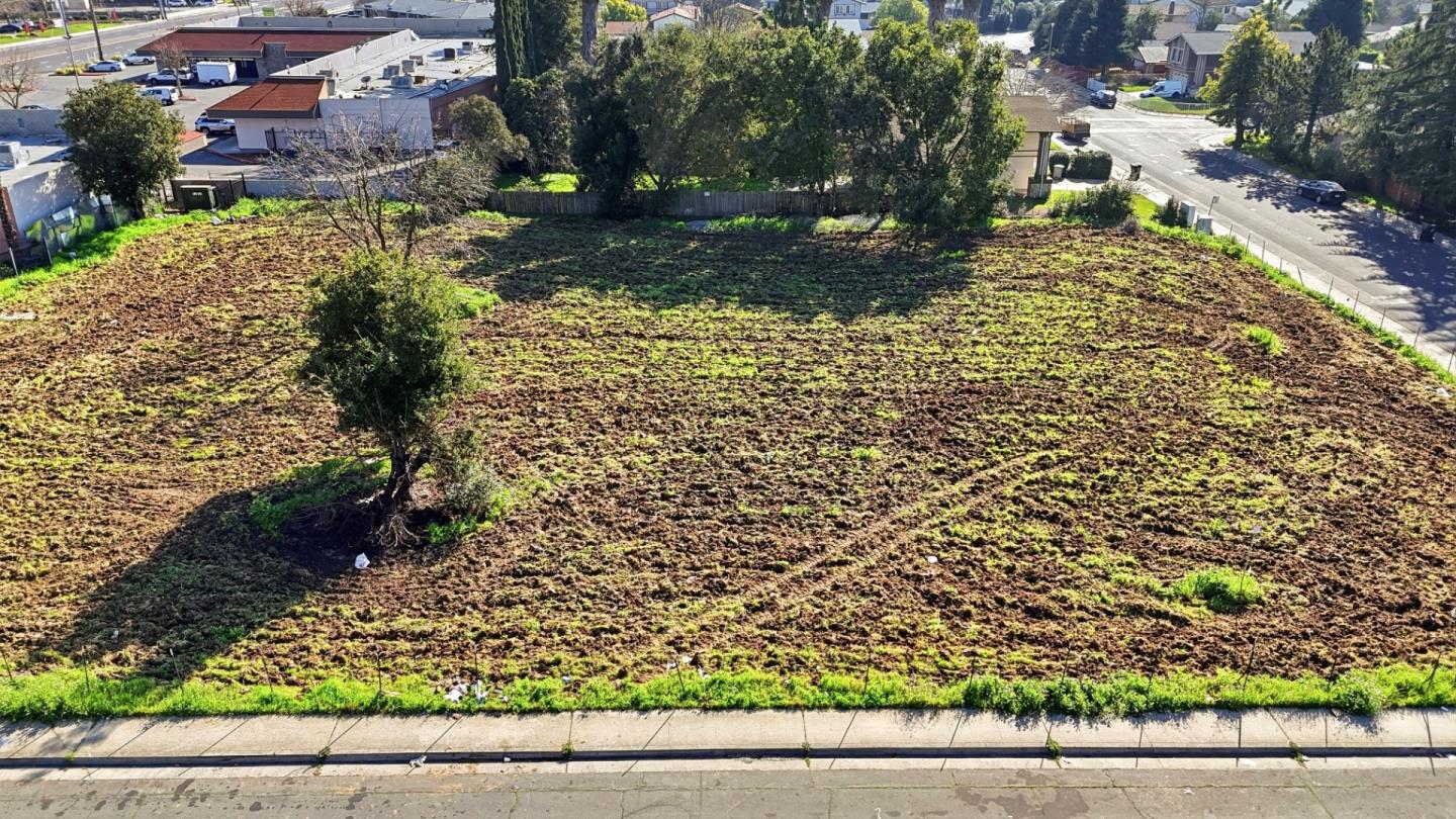 Front Image Thumbnail for ML82032781