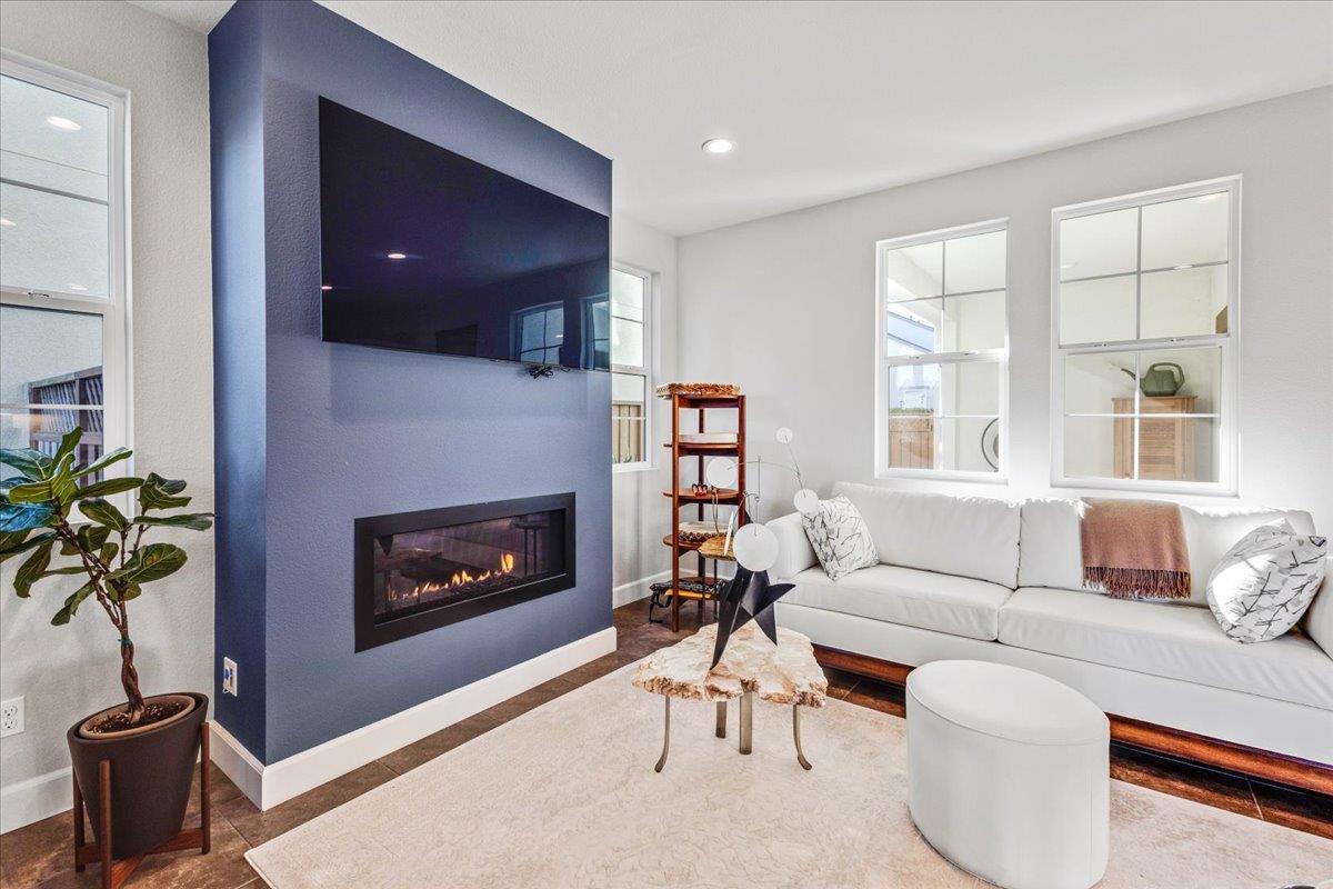 Detail Gallery Image 6 of 49 For 2959 Denali Dr, Marina,  CA 93933 - 3 Beds | 2/1 Baths