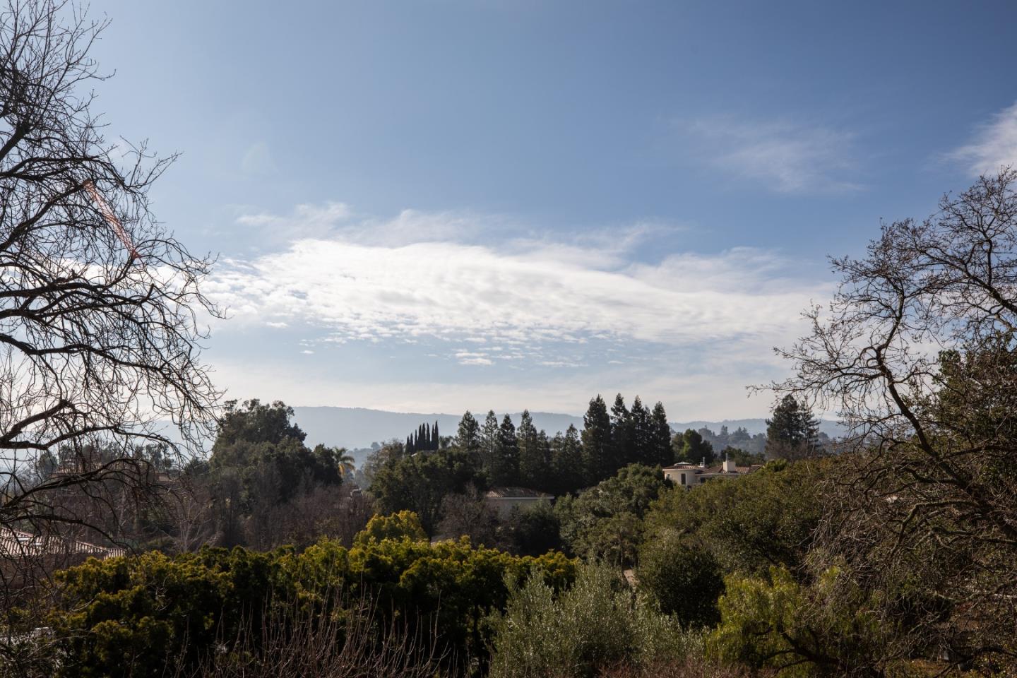 Detail Gallery Image 30 of 49 For 4127 Old Adobe Rd, Palo Alto,  CA 94306 - 3 Beds | 4 Baths