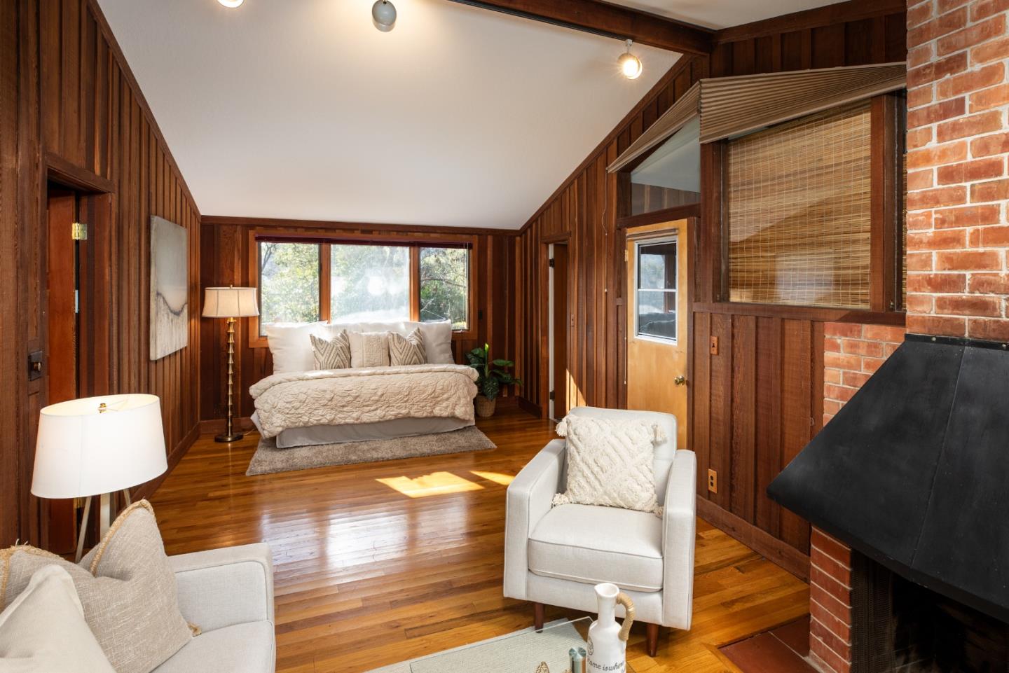 Detail Gallery Image 40 of 49 For 4127 Old Adobe Rd, Palo Alto,  CA 94306 - 3 Beds | 4 Baths