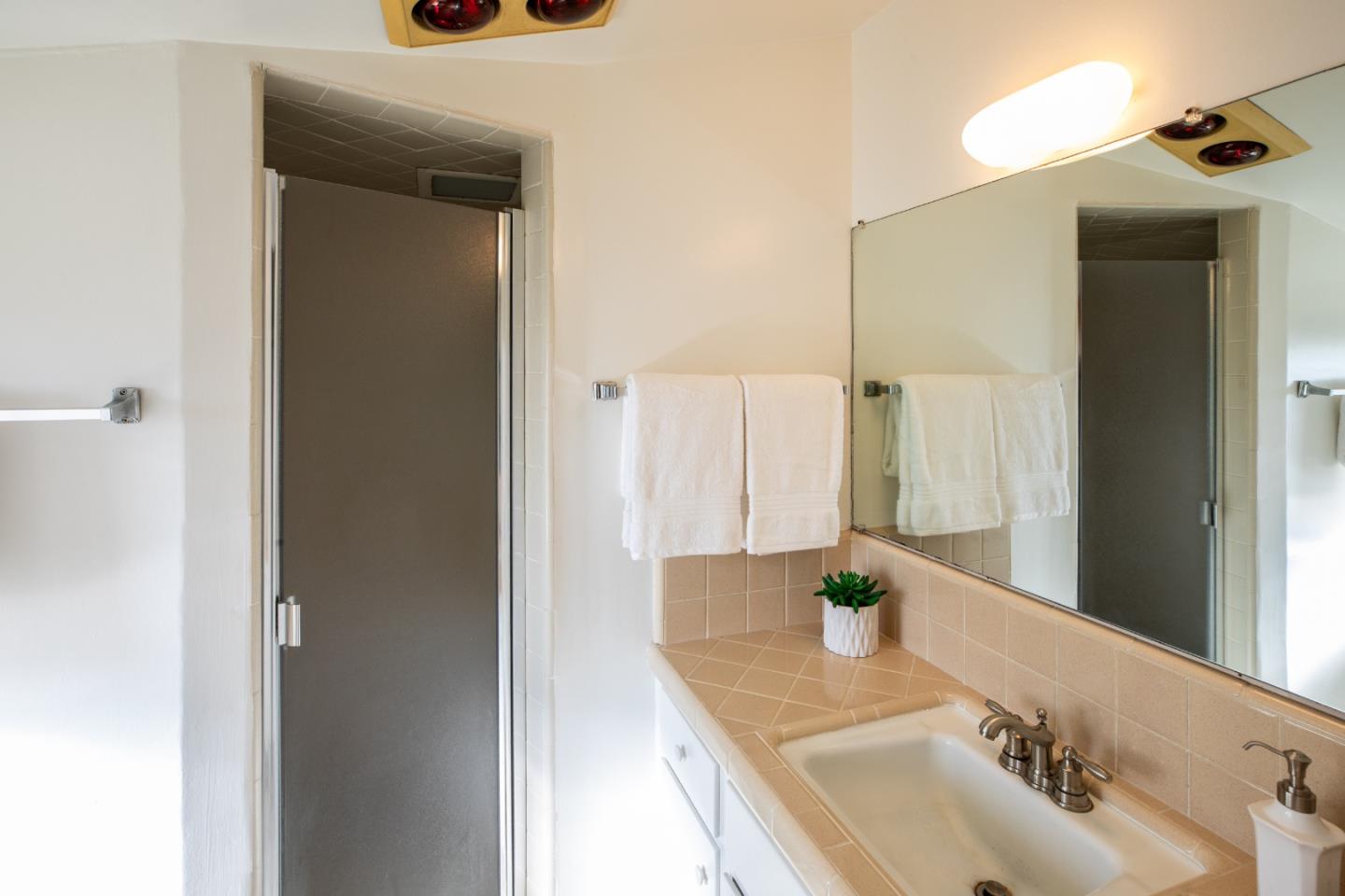 Detail Gallery Image 47 of 49 For 4127 Old Adobe Rd, Palo Alto,  CA 94306 - 3 Beds | 4 Baths