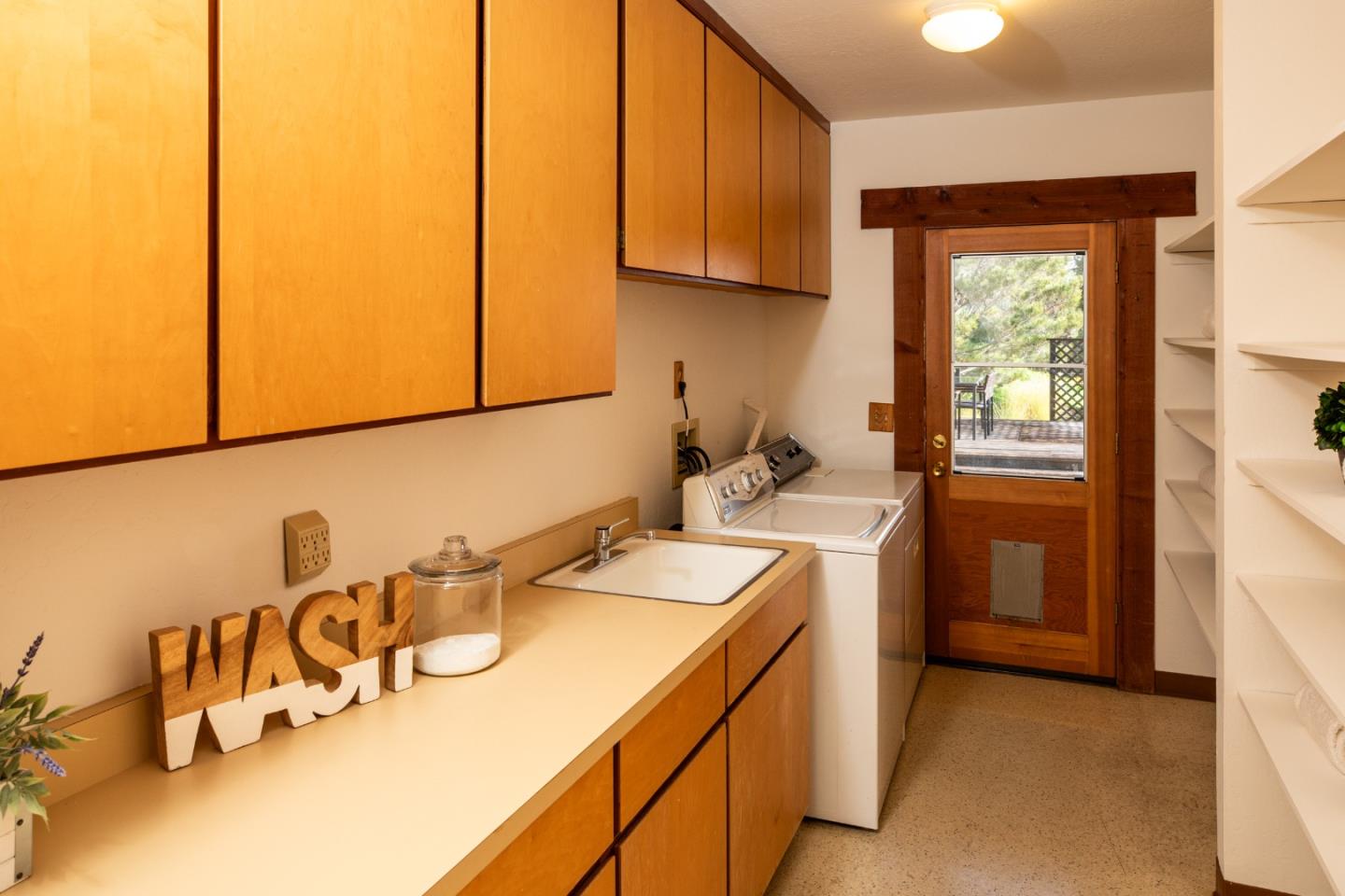 Detail Gallery Image 48 of 49 For 4127 Old Adobe Rd, Palo Alto,  CA 94306 - 3 Beds | 4 Baths