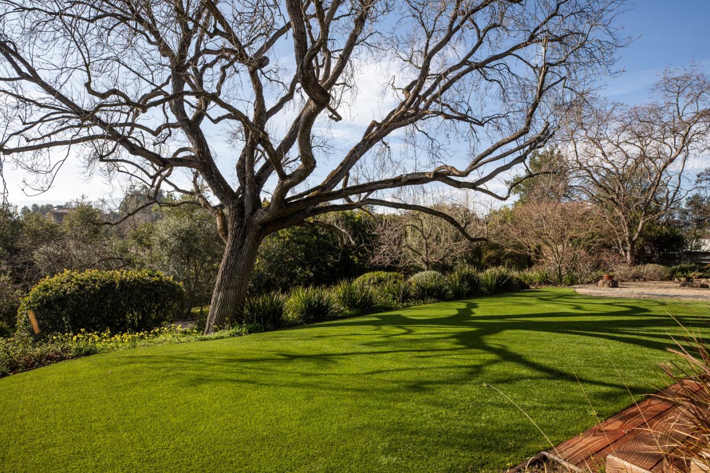 Detail Gallery Image 6 of 49 For 4127 Old Adobe Rd, Palo Alto,  CA 94306 - 3 Beds | 4 Baths