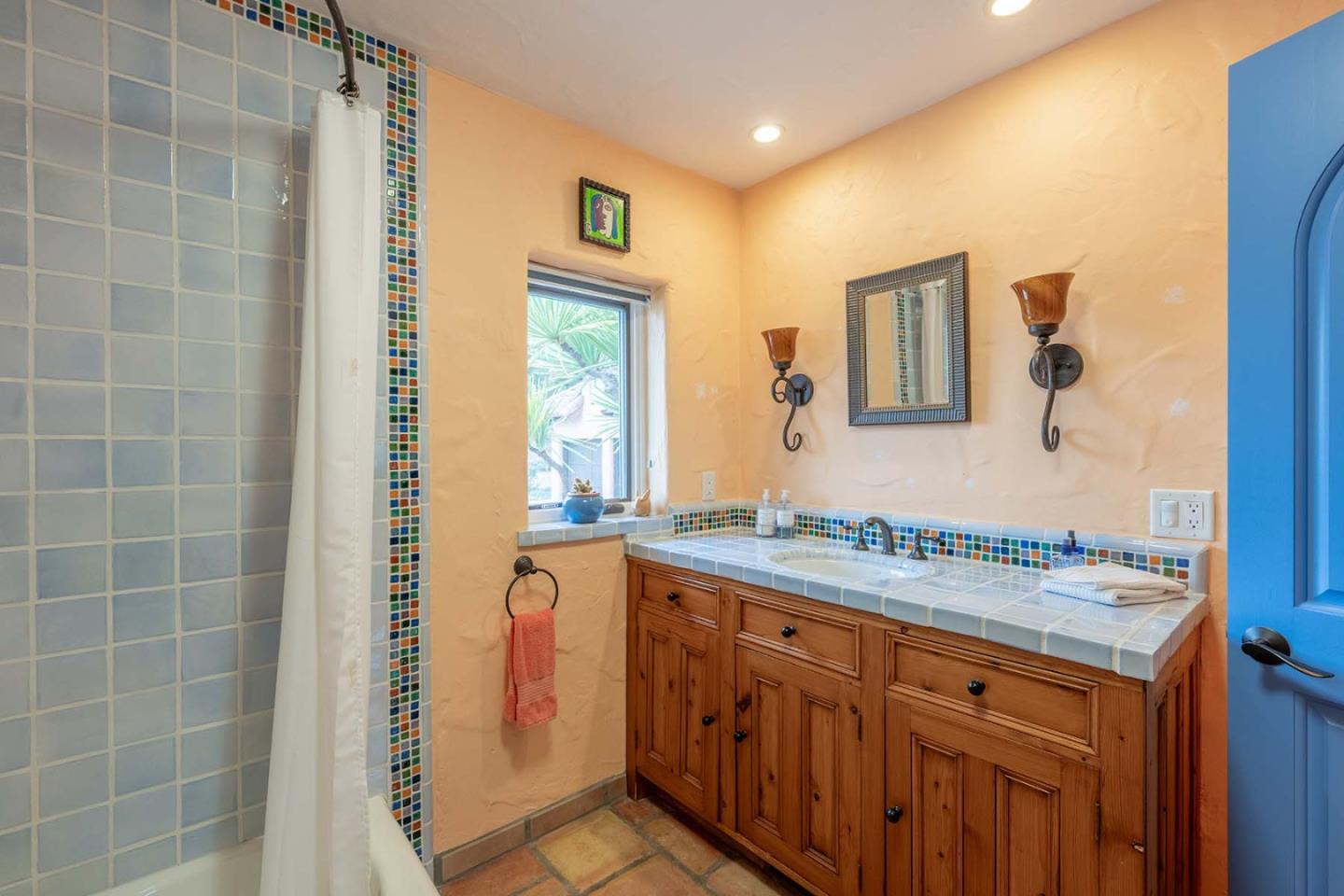 Detail Gallery Image 14 of 21 For 25987 Rio Vista Dr, Carmel,  CA 93923 - 4 Beds | 4 Baths